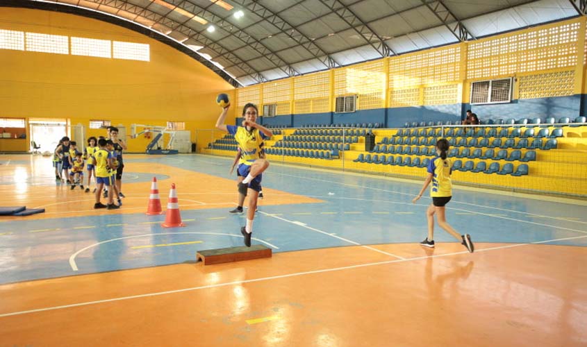 Programa Talentos do Futuro oferece vagas gratuitamente na modalidade de handebol