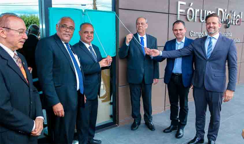 Assembleia participa da inauguração de Fóruns Digitais em Campo Novo e Monte Negro