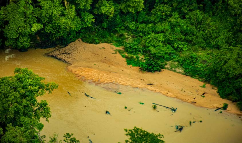 Governo decreta Situação de Emergência devido a grande seca que prejudica o Estado