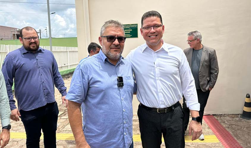 Vereador Everaldo Fogaça prestigia reinauguração do Restaurante Prato Fácil da Zona Leste de Porto Velho 