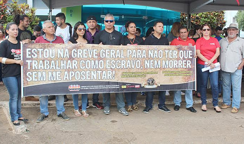 Bancários de Rondônia foram às ruas contra a reforma da previdência