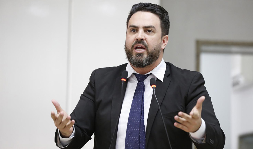 Léo Moraes relata caos na saúde pública de Porto Velho