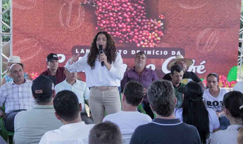 Governo de RO dá início à colheita do café e reforça avanço da cafeicultura