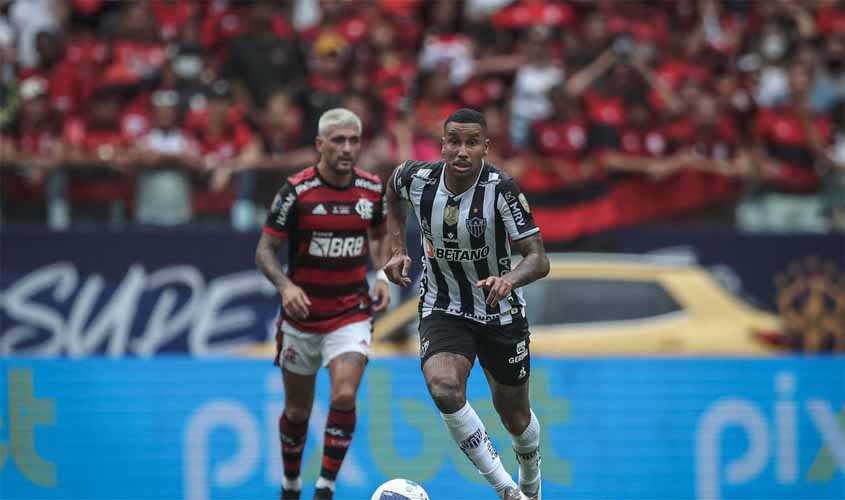 Ainda sem convencer, Atlético-MG e Flamengo se enfrentam no Mineirão