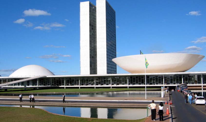 Inscrições para 18ª edição do Parlamento Jovem Brasileiro seguem abertas até o dia 30