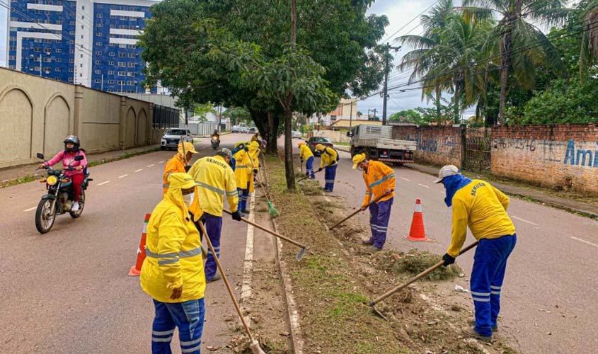 Prefeitura realiza mutirão de limpeza na avenida Lauro Sodré