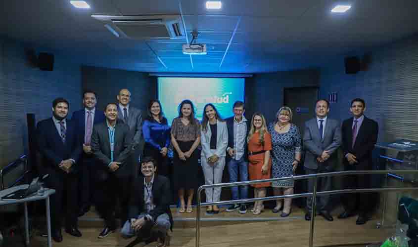 Conselheira do CNJ elogia inovações tecnológicas durante visita a Escola da Magistratura de Rondônia