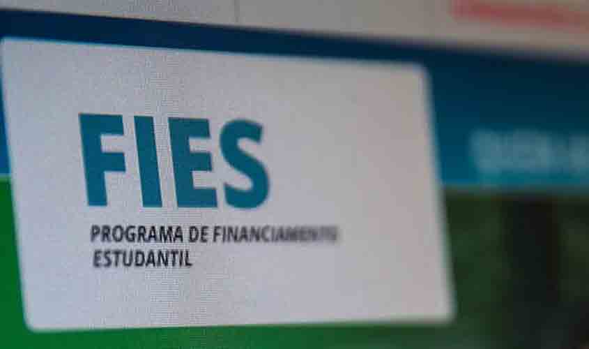 Fies: instituições têm até quinta-feira (20) para participar desta edição, alerta MEC