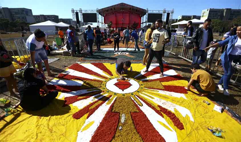 Corpus Christi: feriado ou ponto facultativo? Veja as capitais que decretaram feriado