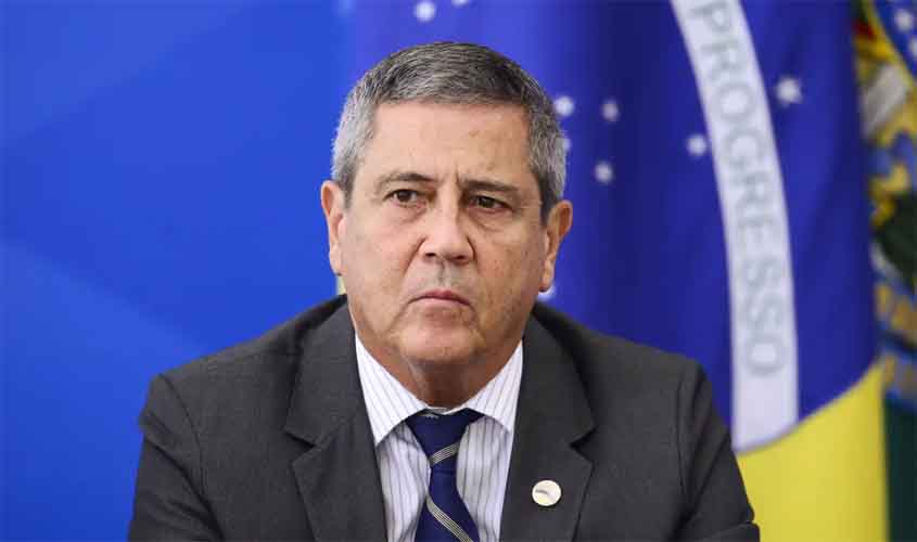 PF diz que Braga Netto foi 'figura central' para desacreditar eleições