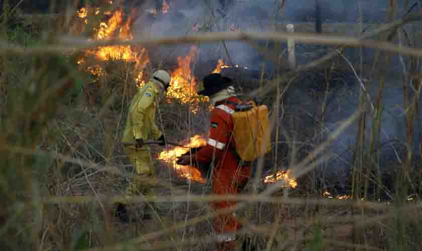 Governo de Rondônia abre 62 vagas para bombeiros civis voluntários para atuarem no combate aos incêndios florestais
