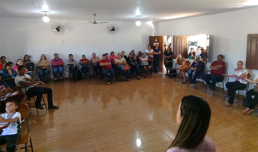 Trabalhadores em educação do município agora também são representados pelo Sintero