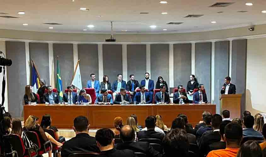 Evento da OAB-RO reúne candidatos à Prefeitura de Porto Velho em defesa da democracia e combate à desinformação