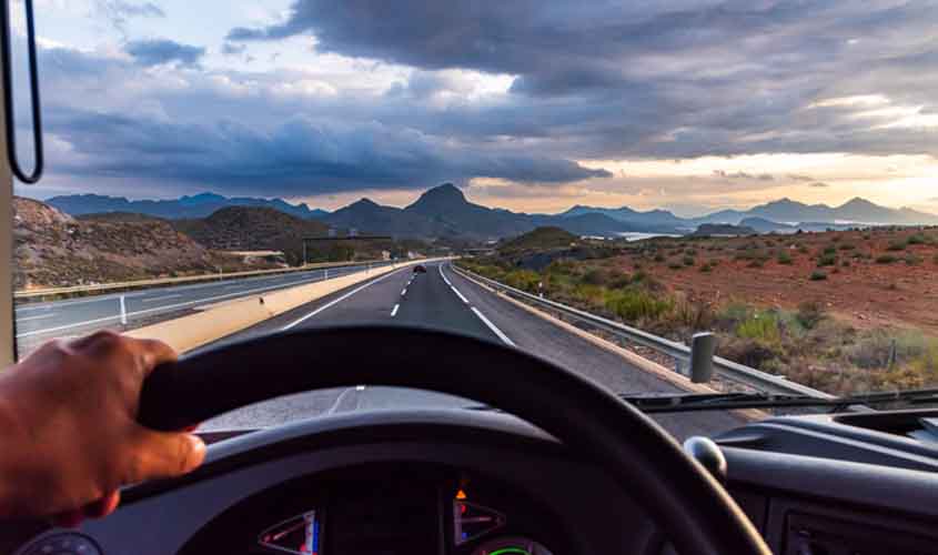 Turma confirma participação por dano existencial em jornada que alcançava vinte e uma horas diárias