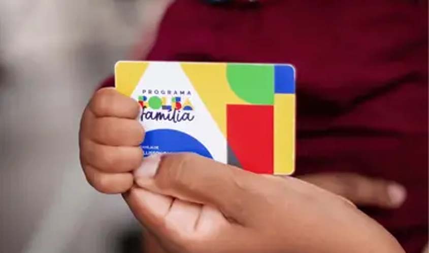 Bolsa Família: oposição pede suspensão do aumento de 15%