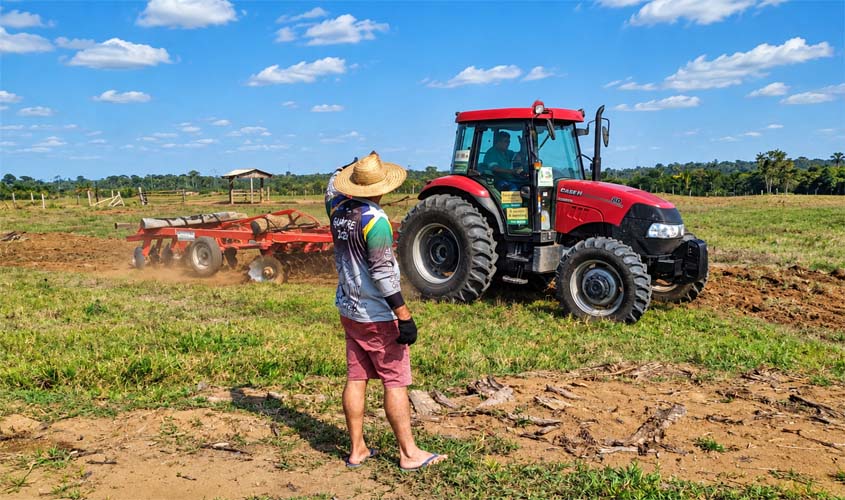 Porteira Adentro prepara áreas para novos plantios em Porto Velho