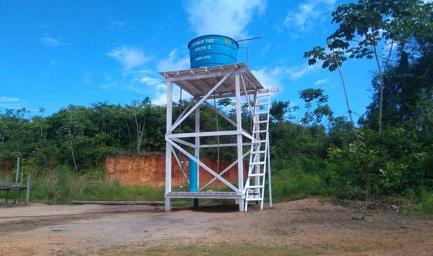 Projeto Salta-Z leva água tratada para comunidades ribeirinhas de Porto Velho