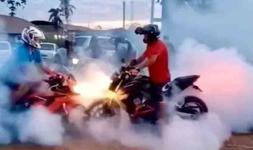 Bumbódromo é invadido para prática de manobras perigosas com motos