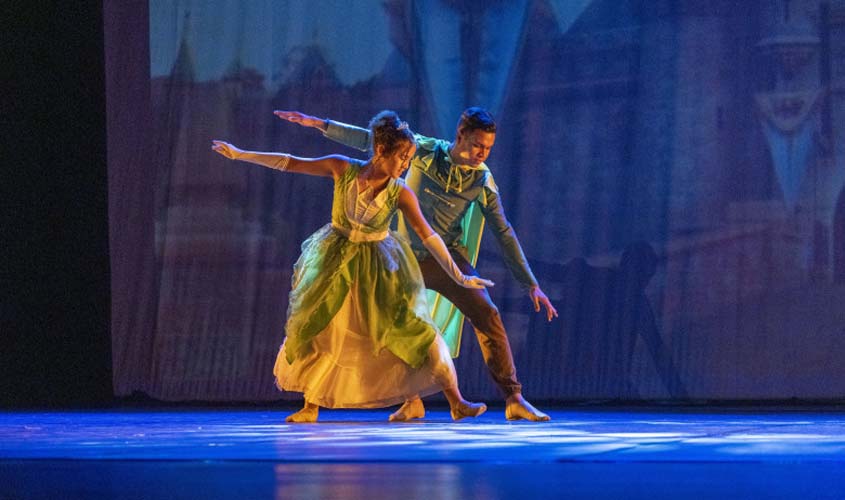 Apresentação de final de ano do ballet da Praça CEU emociona o público de Porto Velho