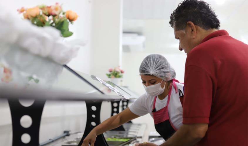 Café da manhã gratuito para famílias em Porto Velho