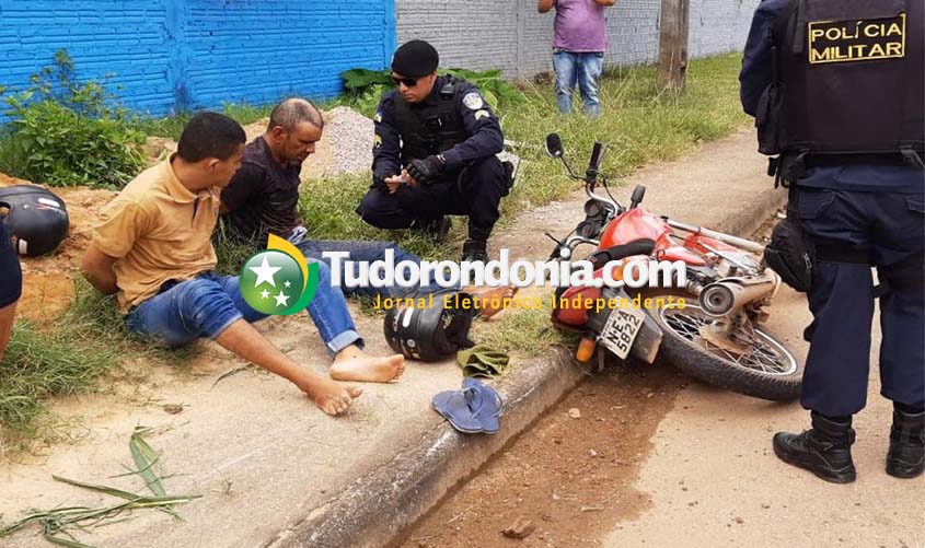 Após intensa perseguição,  PM  prende dupla em motocicleta ao tentarem roubo