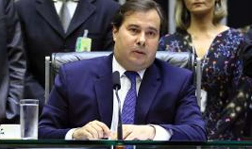 Maia cria comissão para analisar projeto sobre privatização da Eletrobras