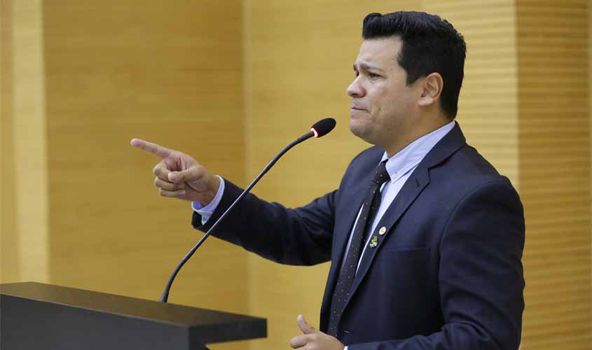 Marcelo Cruz chama atenção sobre ICMS recebido pelo Estado com aumento na tarifa de energia elétrica