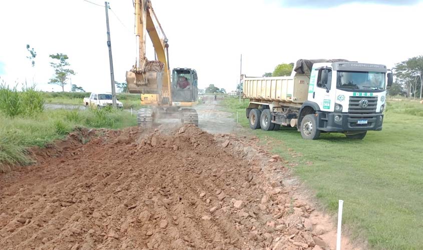 DER inicia pavimentação asfáltica do Centro Tecnológico Vandeci Rack