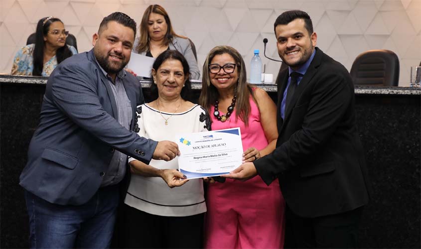 Artesãos da Fundação Cultural foram homenageados pela CMJP