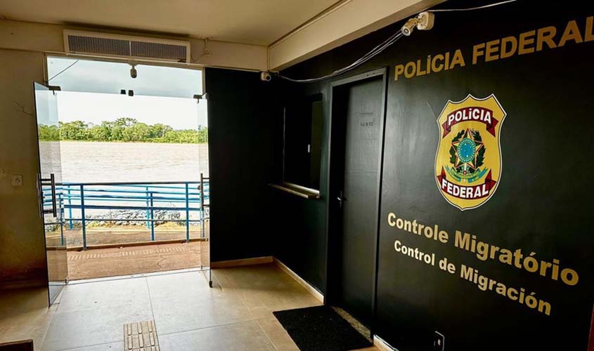 PF reinaugura sala de atendimento migratório 