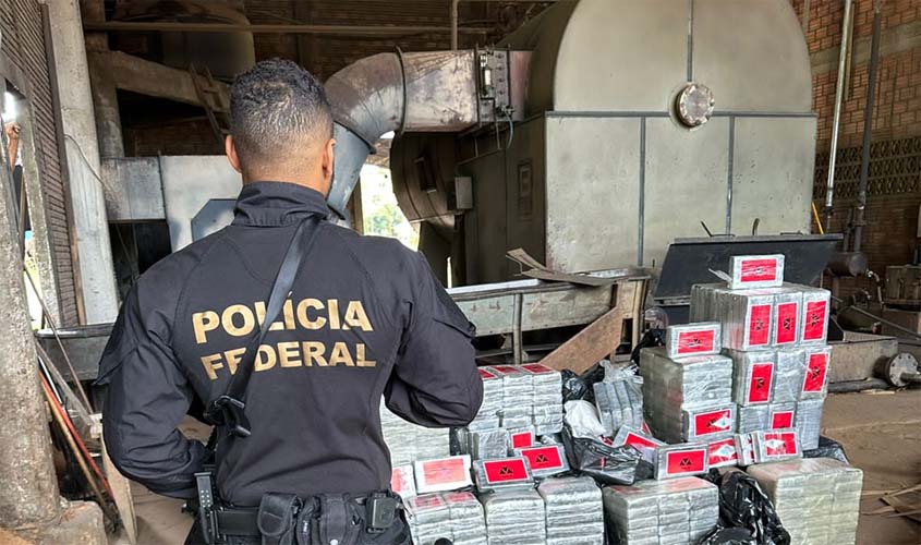 Polícia Federal incinera mais de 500 kg de drogas 