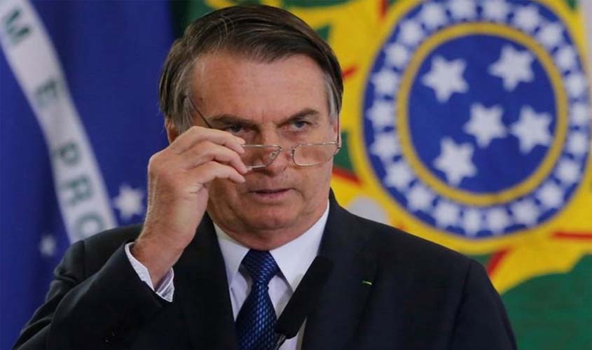 Bolsonaro diz que Moro é 'patrimônio nacional' e chama Jean Wyllys de 'menina'