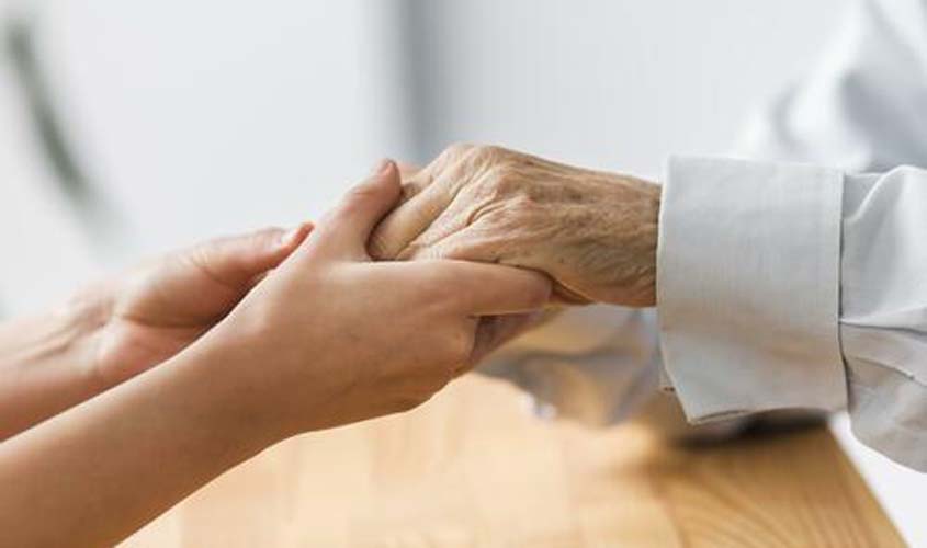 JUNHO VIOLETA: Disque 100 registra mais de 35 mil denúncias de violações contra idosos