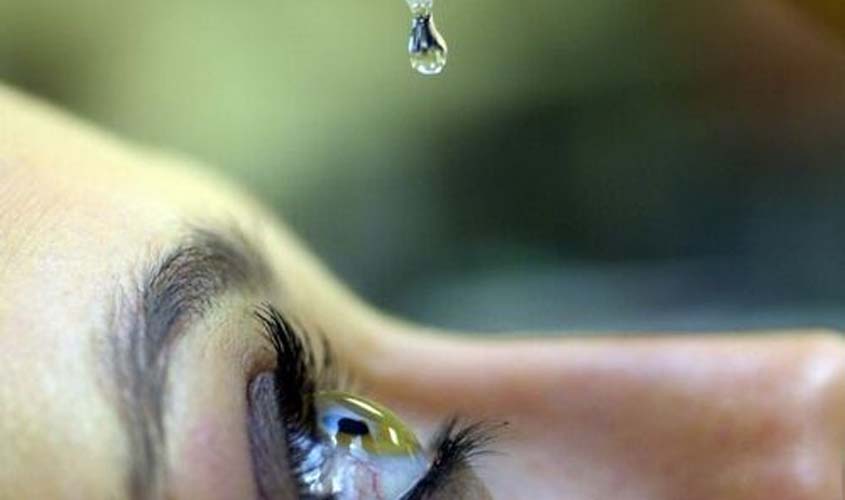 Julho Turquesa: campanha alerta sobre síndrome dos olhos secos