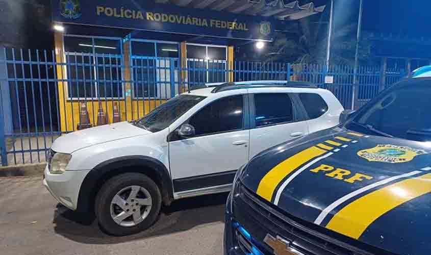 PRF recupera carro adquirido no 'golpe do pix' e detém casal