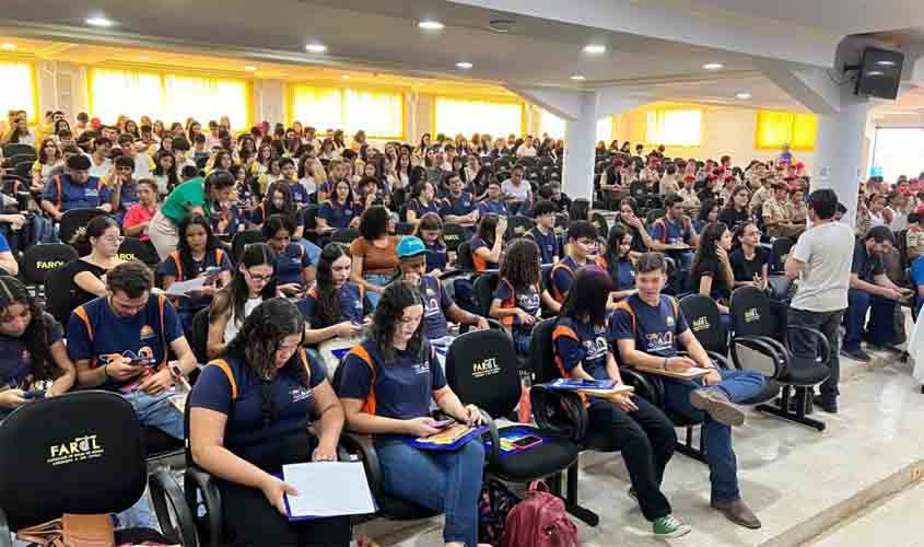 Aulões do projeto 'Trilhando rumo ao Enem' reúnem estudantes em vários municípios