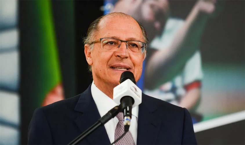 Geraldo Alckmin prestigia a Frente Democrática 