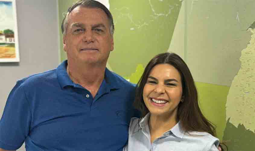 Jair Bolsonaro confirma comício em apoio a Mariana Carvalho, a candidata da direita na capital