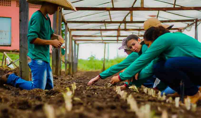 Ieda Chaves propõe estudo para a criação de Escola Família Agrícola em Porto Velho