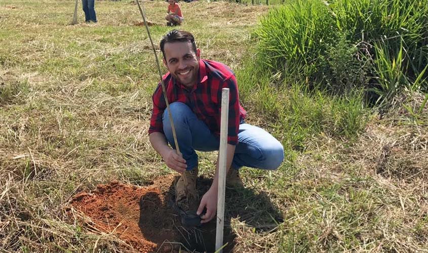 Márcio Oliveira apoia e  participa da Gincana Ecológica da Escola Rio Branco