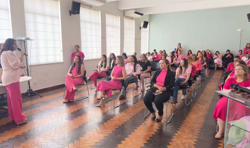 Prefeitura realiza palestra sobre câncer de mama