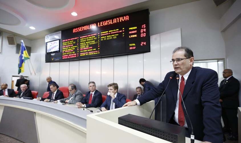 Mensagem do Executivo na abertura do ano legislativo em Rondônia propõe manutenção do controle fiscal em 2018