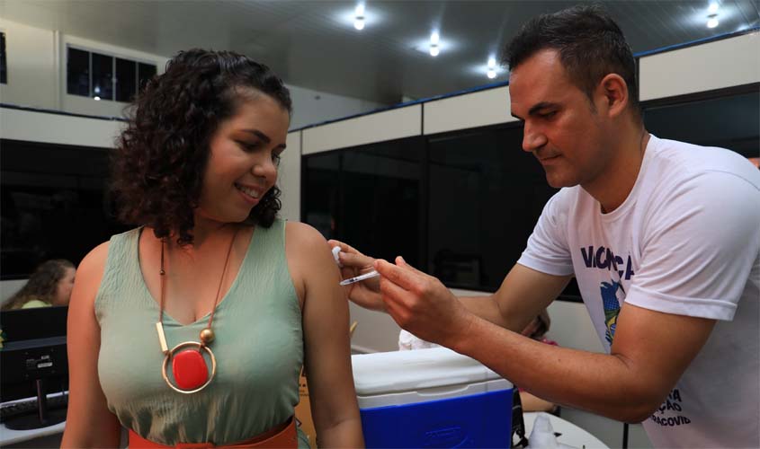 Semusa realiza vacinação contra Covid-19 e Influenza