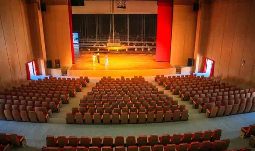 Funcer reforça a importância das artes cênicas na cultura em comemoração do “Dia Universal do Teatro”