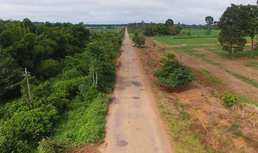 Recuperação da Rodovia-458 garante melhorias de trafegabilidade da BR-364 até o distrito de Triunfo