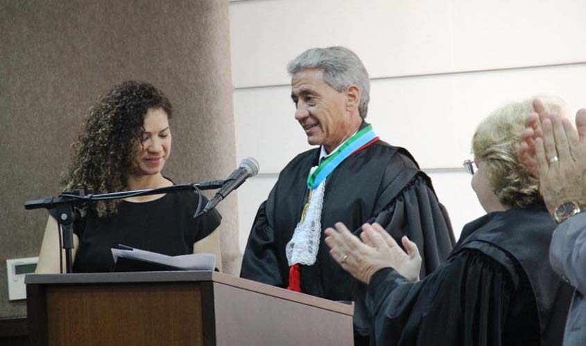 Corregedor do TJRO é condecorado com Medalha de Honra ao Mérito Décio Antônio Erpen, durante 81º Encoge 