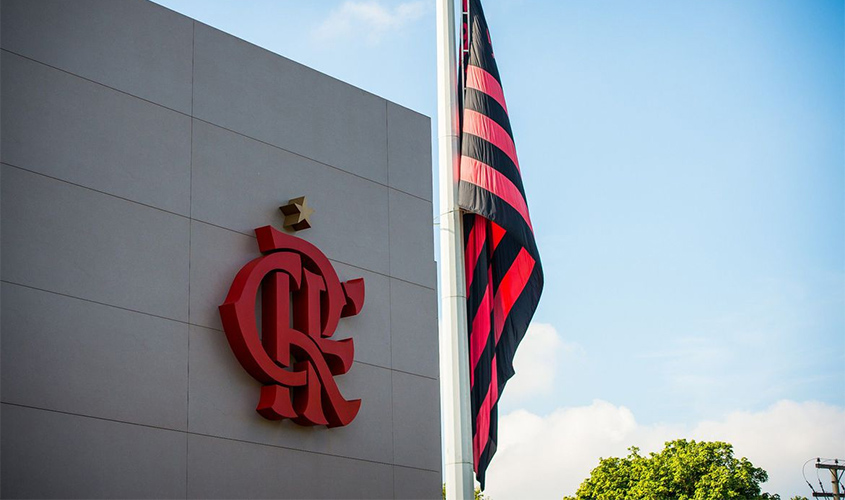 Flamengo descumpre restrições da Prefeitura com treinamento no CT