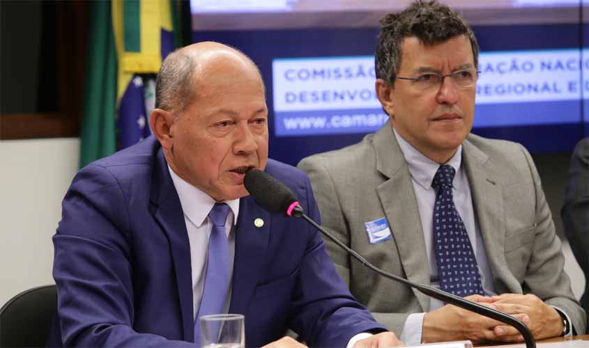 Coronel Chrisóstomo propõe isenção de taxa de renovação de CNH para idosos