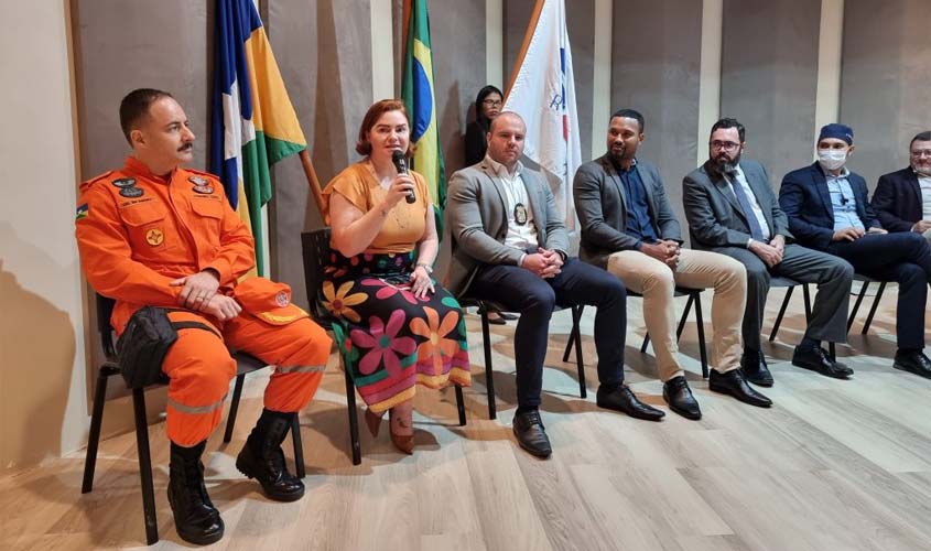 Secretária-geral da OABRO participa da abertura da Semana de Políticas Públicas sobre Drogas e ressalta a importância do diálogo: “Nossa sociedade está doente e precisamos falar disso”