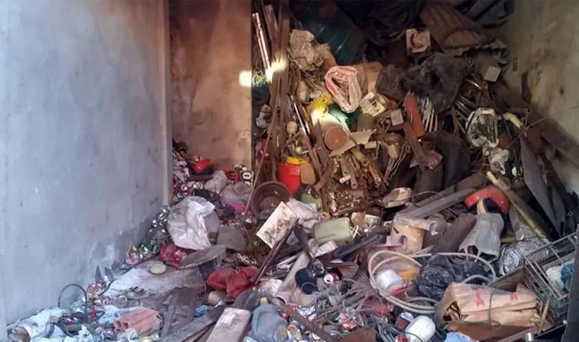 Em SP, polícia procura por acumulador desaparecido e consegue encontrar corpo após retirar 3 caminhões de entulhos